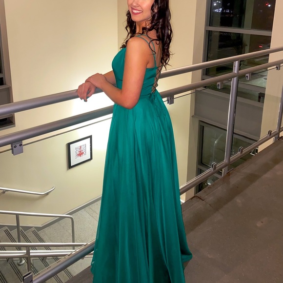 Sherri Hill Green Prom Dress Style 52839